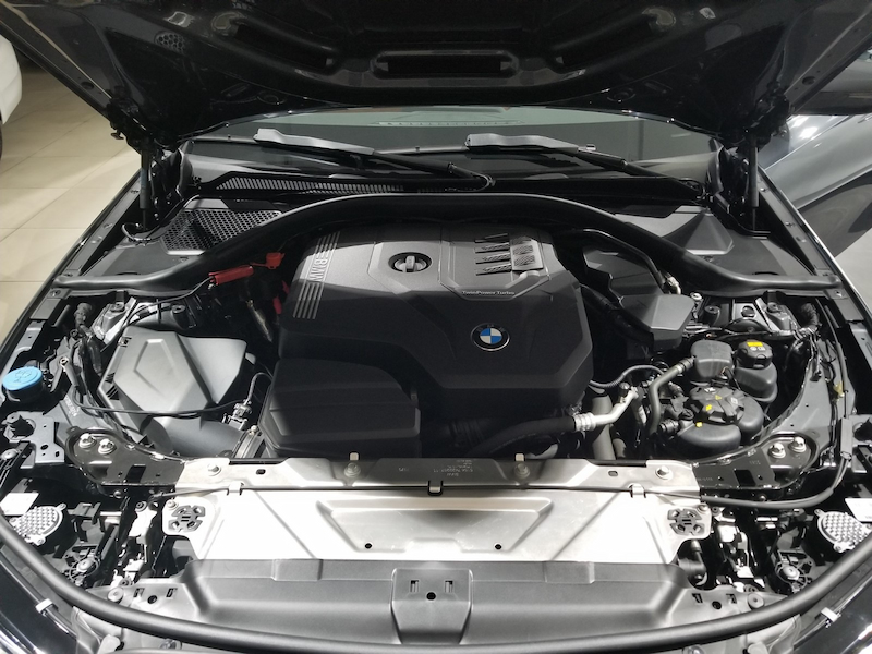 BMW 430i M-Sport 2021 được trang bị bộ động cơ có khả năng vận hành mạnh mẽ cực bốc