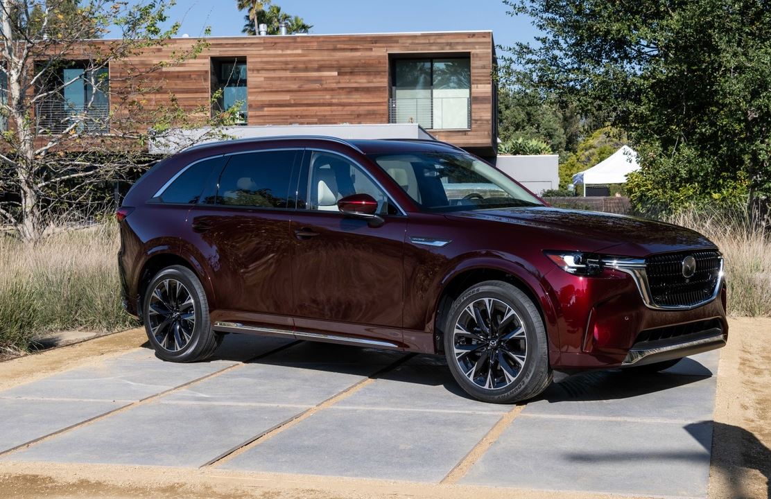 Mazda muốn khách hàng của mình được trải nghiệm cao cấp khi tiếp xúc và vận hành với phiên bản SUV mới nhất và lớn nhất này của hãng