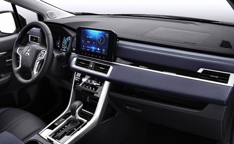 Khoang nội thất của ô tô Mitsubishi Xpander Cross 2023 chính là sự pha trộn giữa dòng Xpander mới nâng cấp và dòng xe Pajero Sport