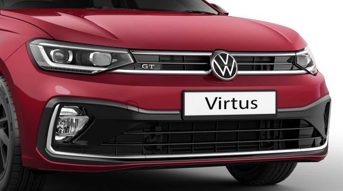 Volkswagen Virtus 2023 cho cảm giác quen thuộc thông qua cụm tản nhiệt kích cỡ nhỏ gọn kết hợp cùng với cặp đèn pha chiếu sáng