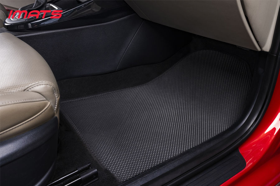 Lót sàn xe ô tô Mitsubishi Outlander 2021 của IMATS giúp bạn bảo vệ xe tối đa